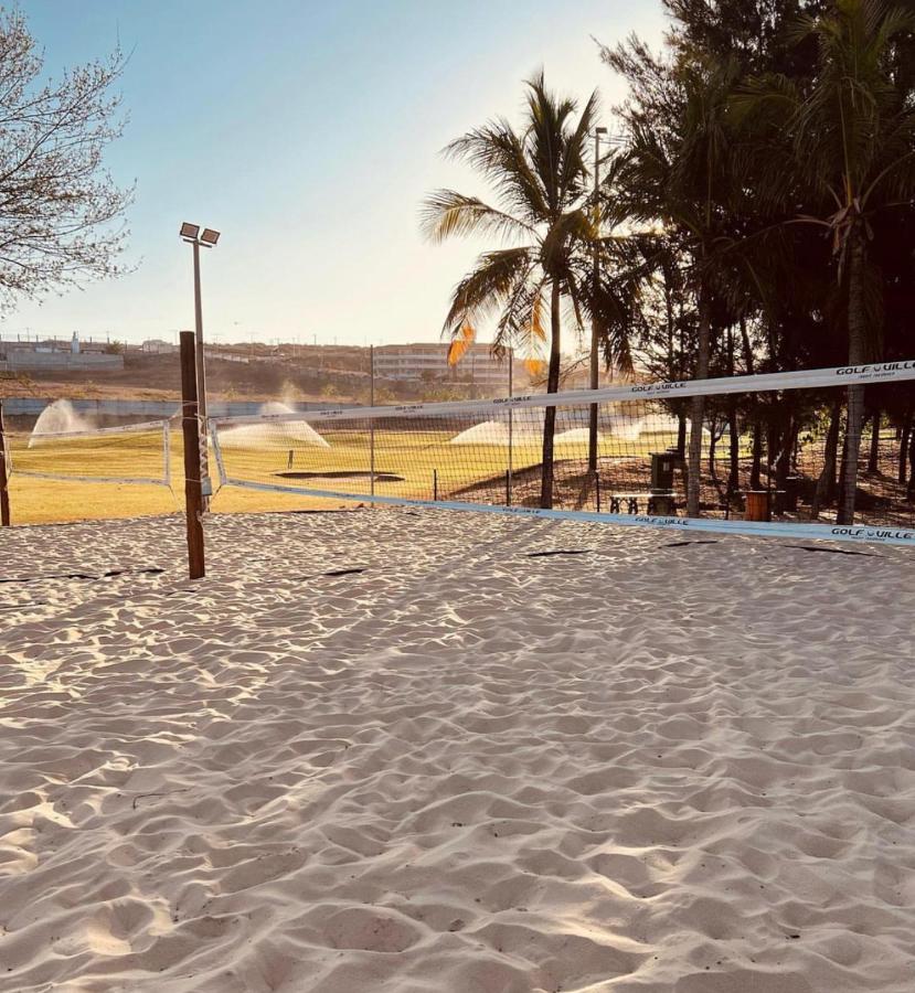 Apto De Luxo No Golfville Ideal Para Familia E Home Office Prox Do Beach Park อากีราซ ภายนอก รูปภาพ